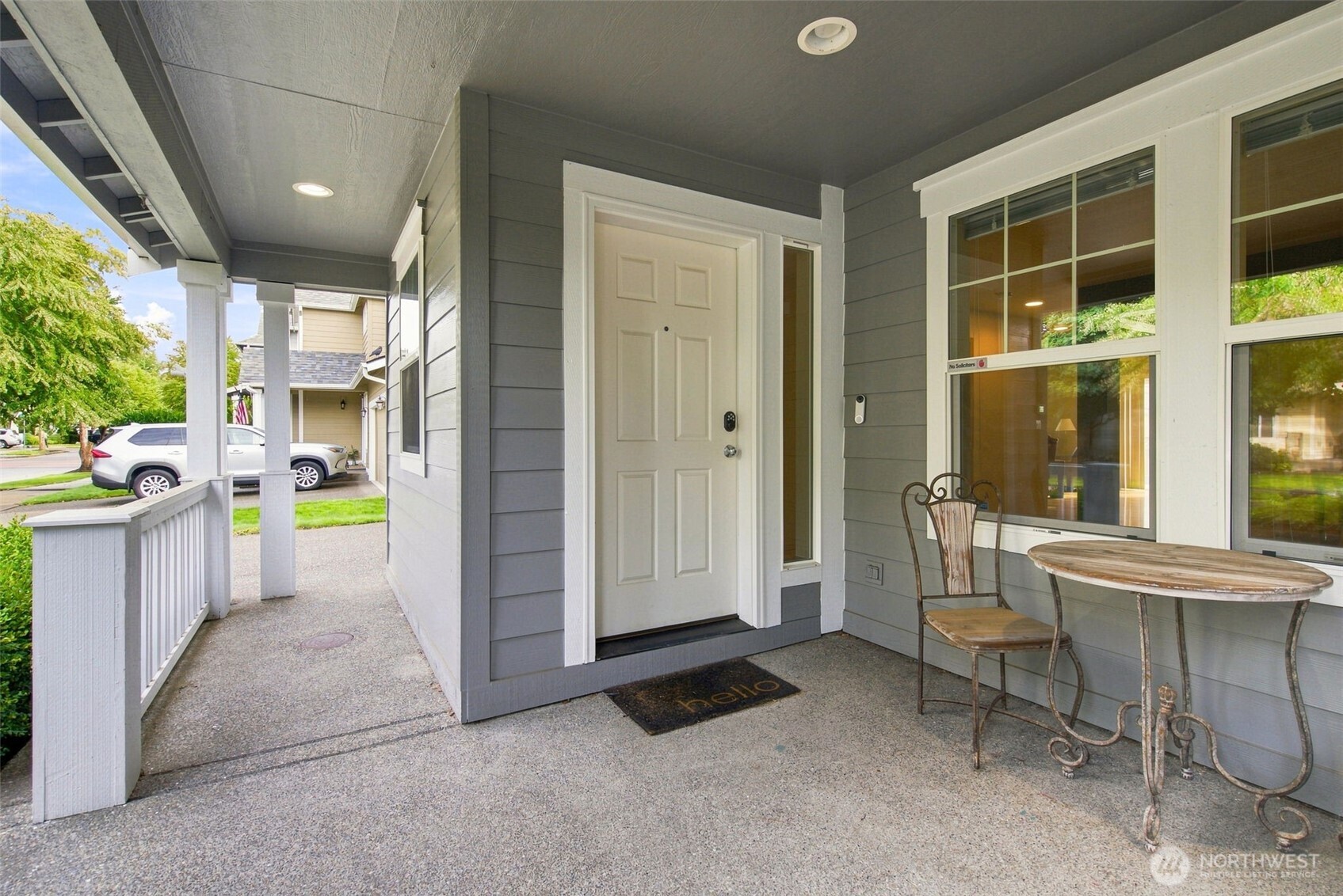 7024 Axis Street Property Photo 3