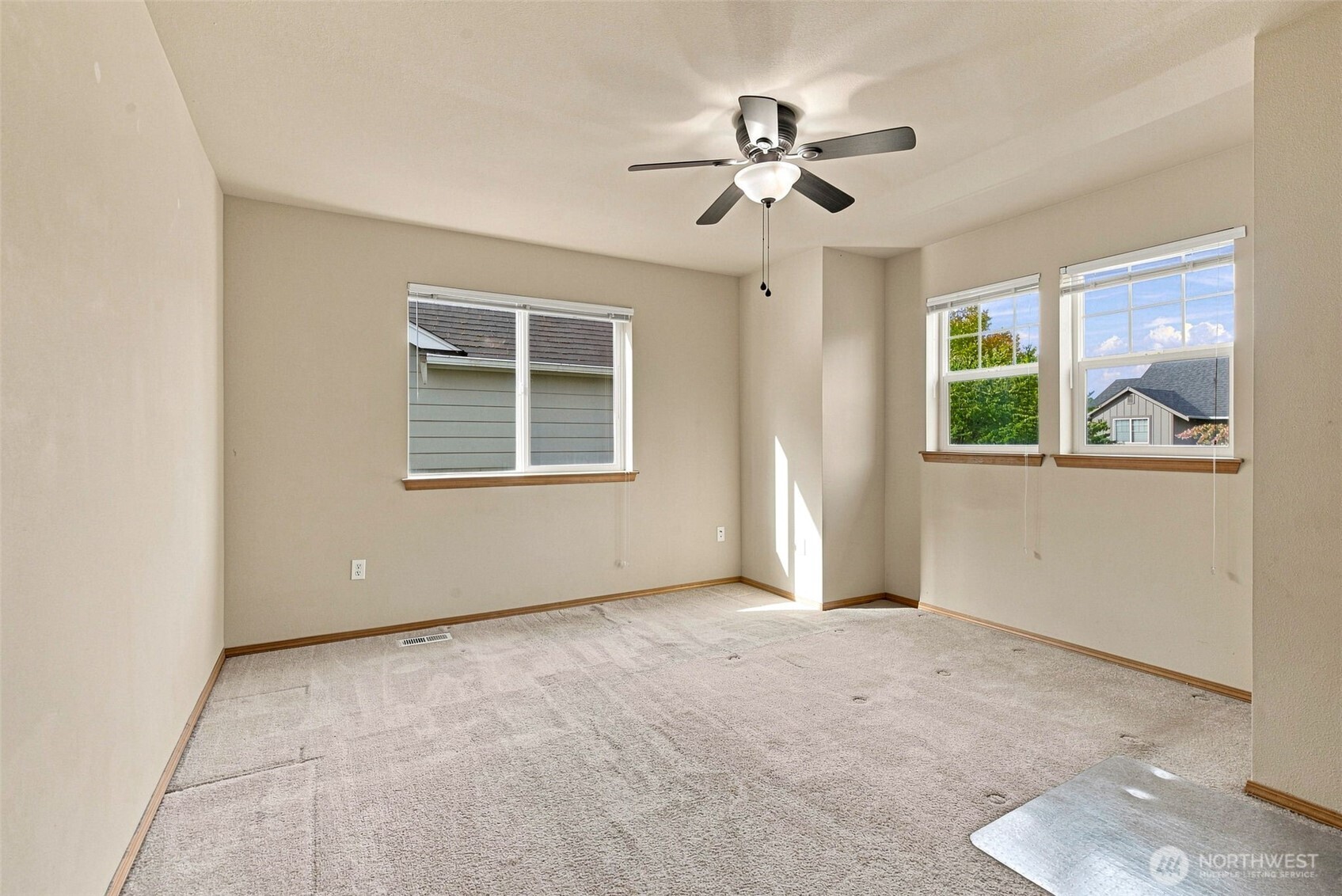 7024 Axis Street Property Photo 19
