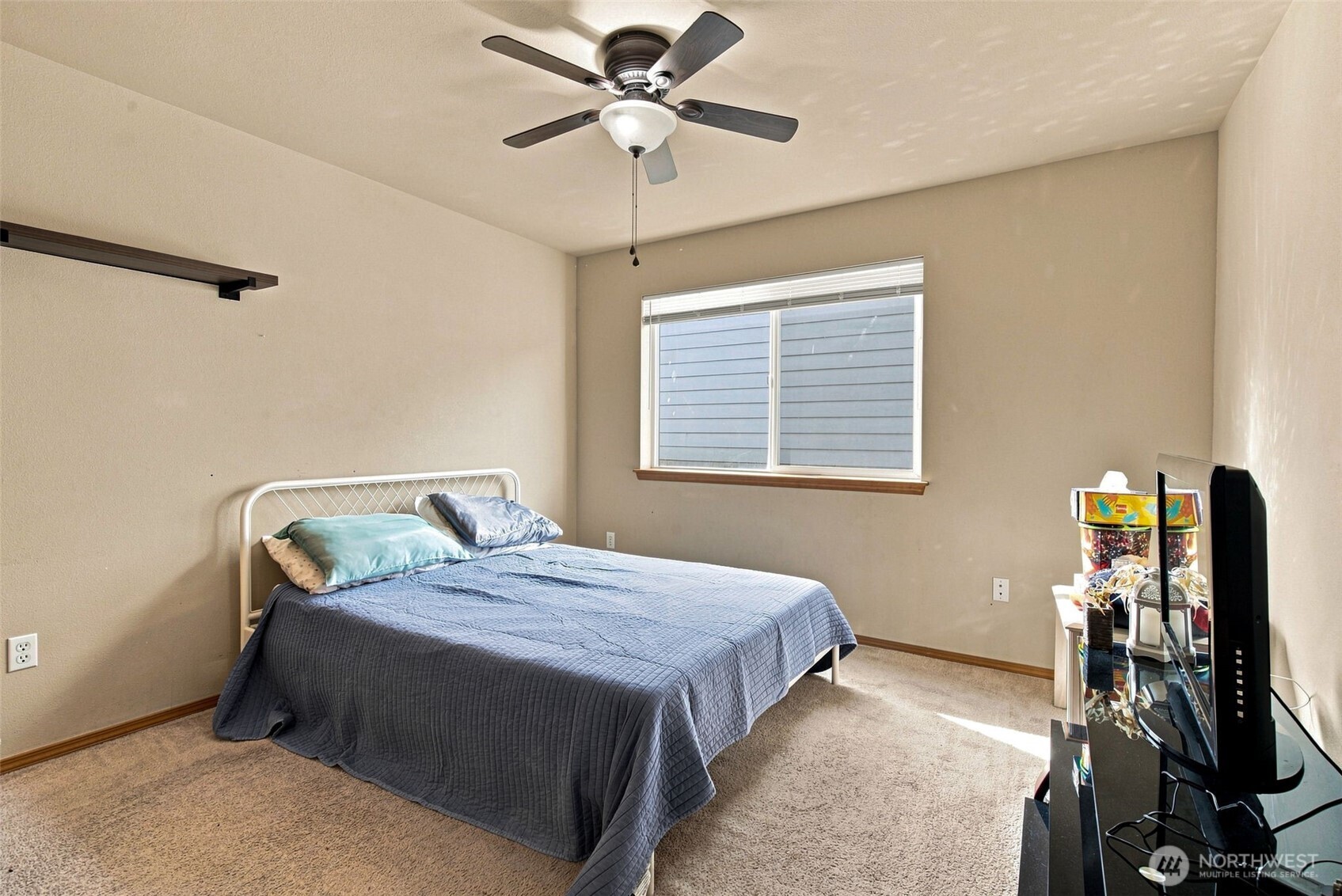 7024 Axis Street Property Photo 20