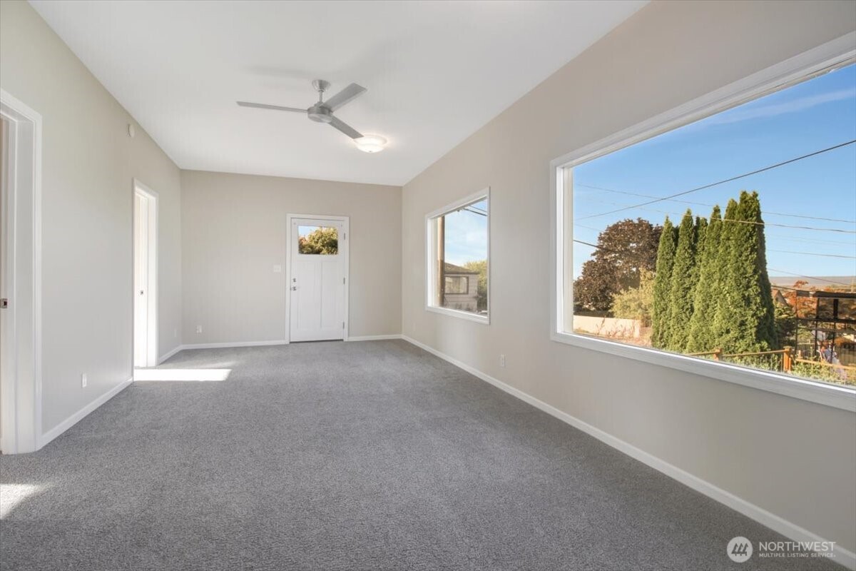 8303 272nd Street Property Photo 6