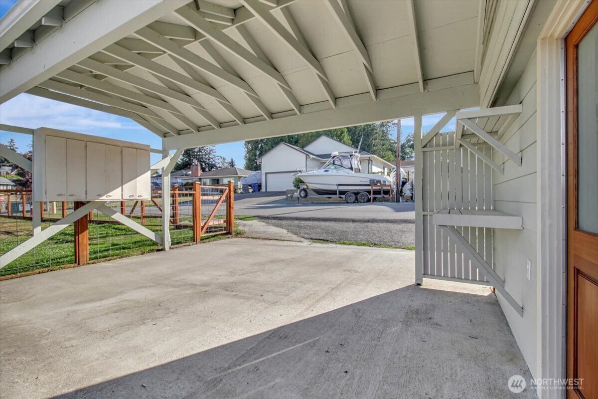 8303 272nd Street Property Photo 29