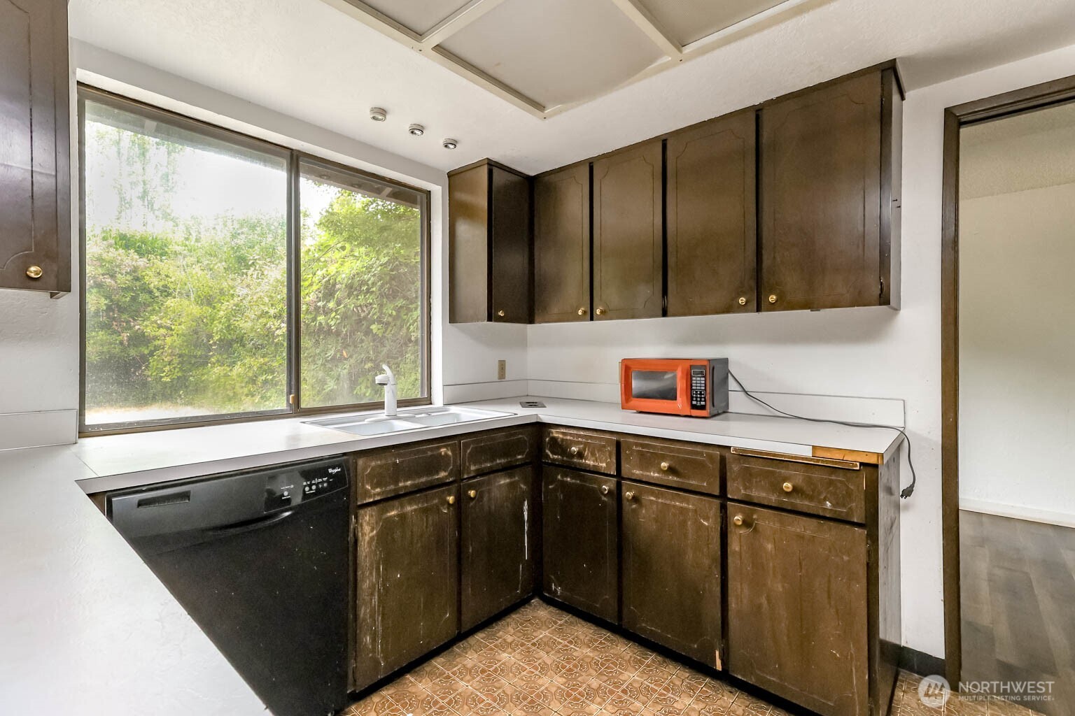 1304 S 286th Street Property Photo 10
