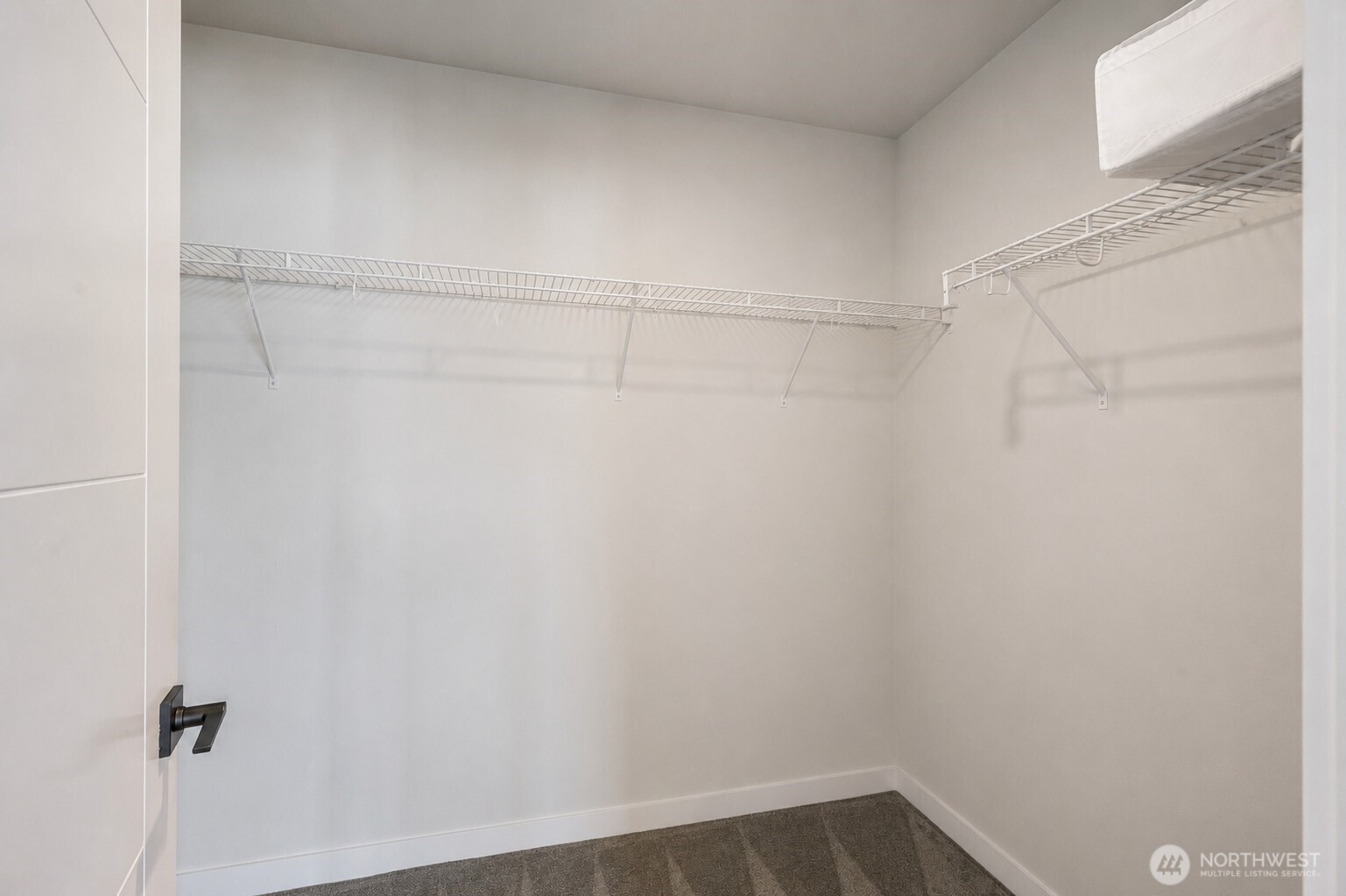 2527 Gibson Road C4 Property Photo 14
