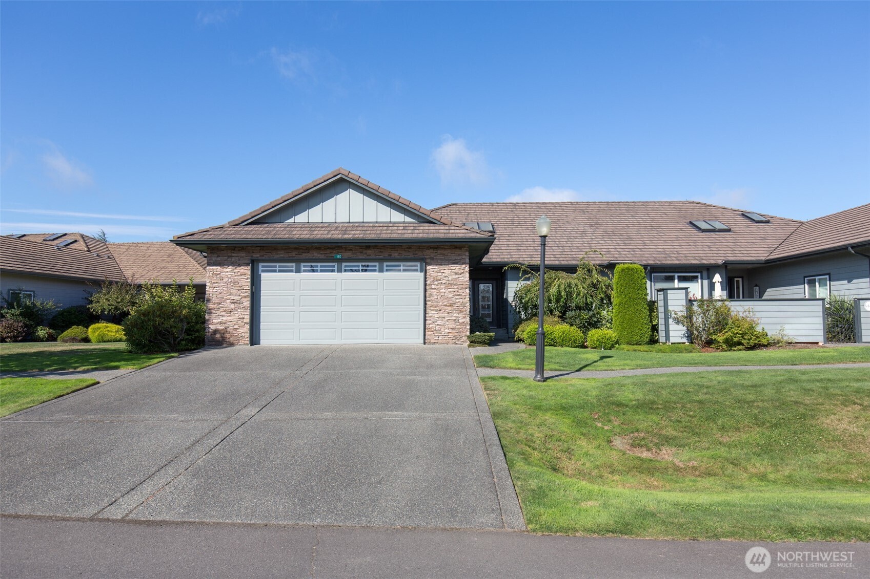 80 Cascadia Loop Property Photo 2