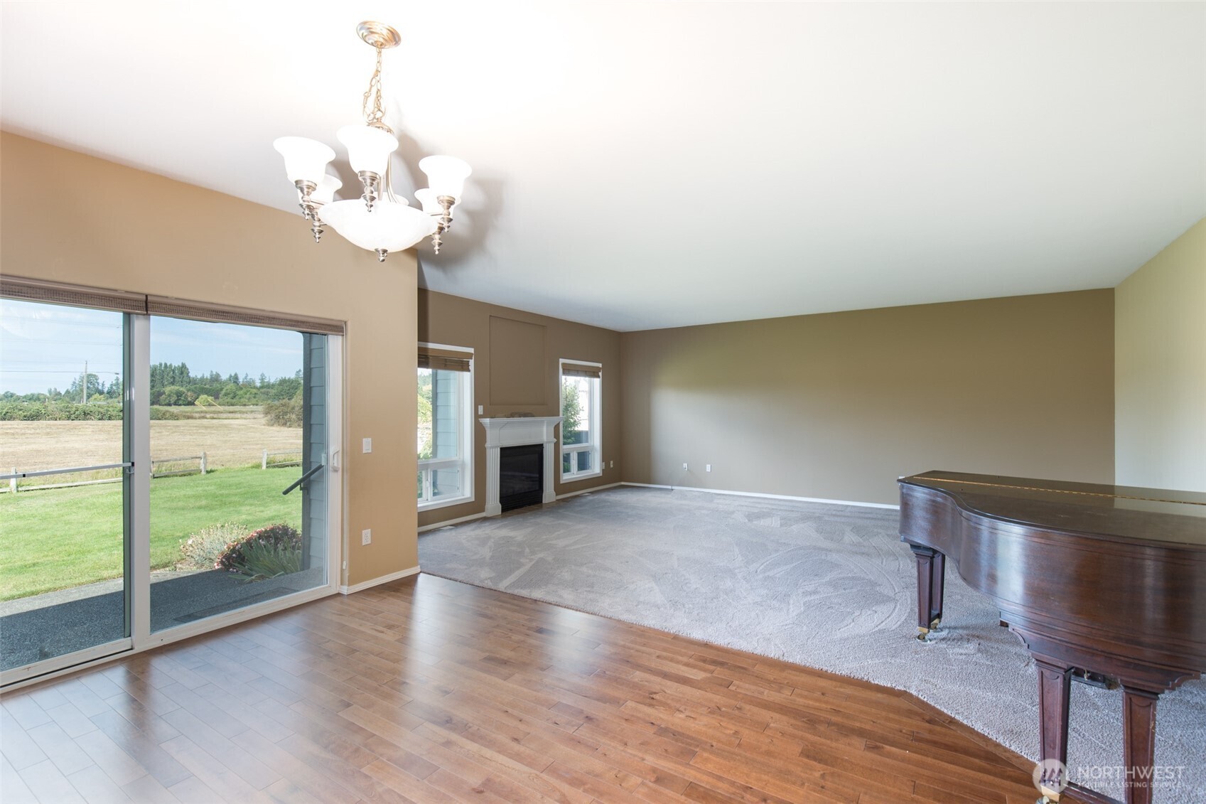 80 Cascadia Loop Property Photo 14