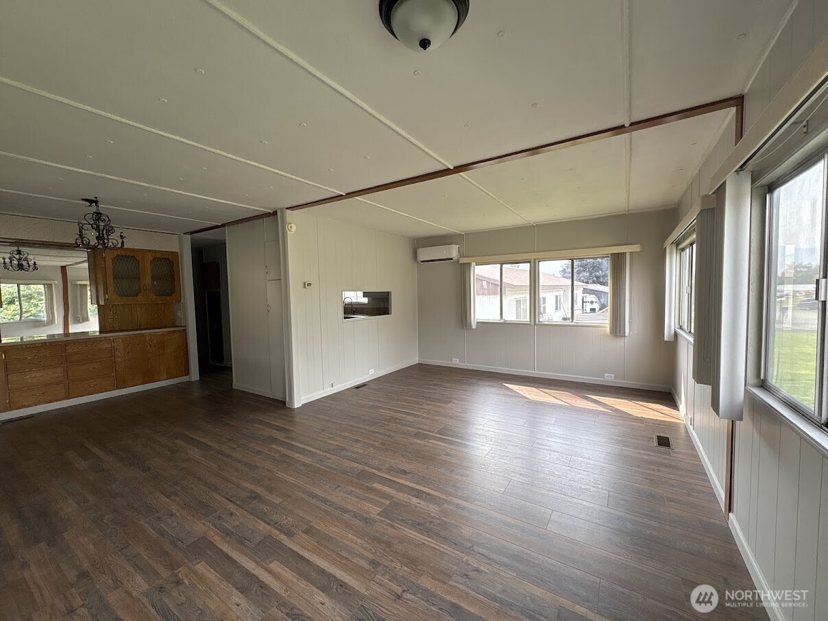 1822 Se Soden Street Property Photo 2