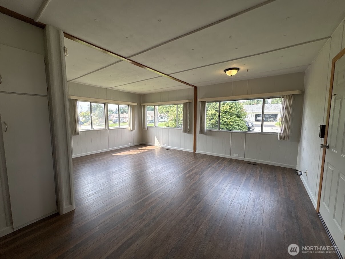 1822 Se Soden Street Property Photo 7