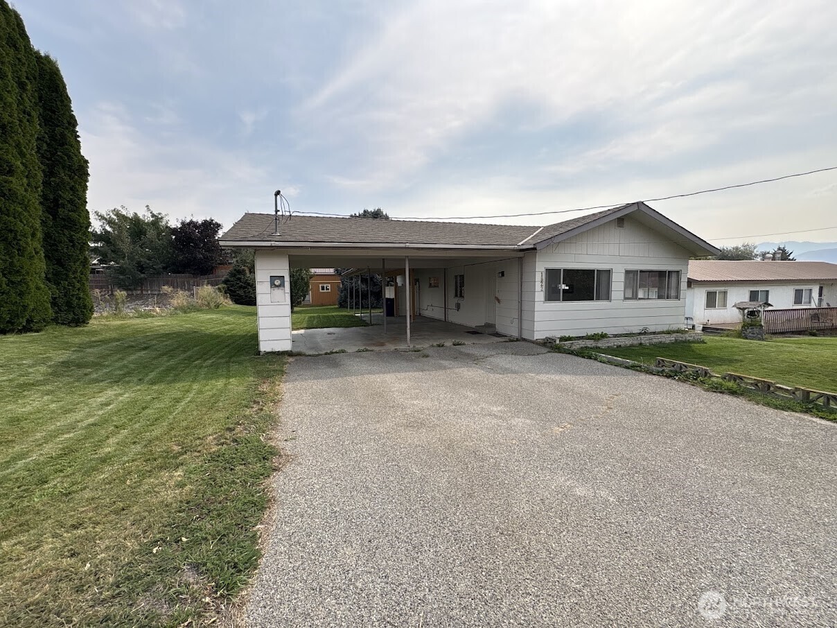 1822 Se Soden Street Property Photo 33
