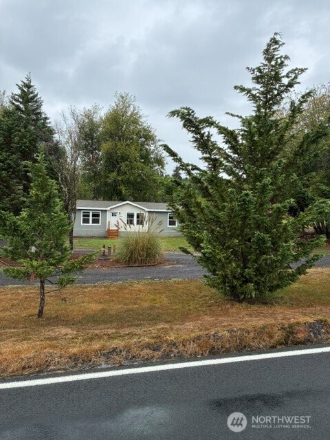 1004 Stella Road Property Photo 3
