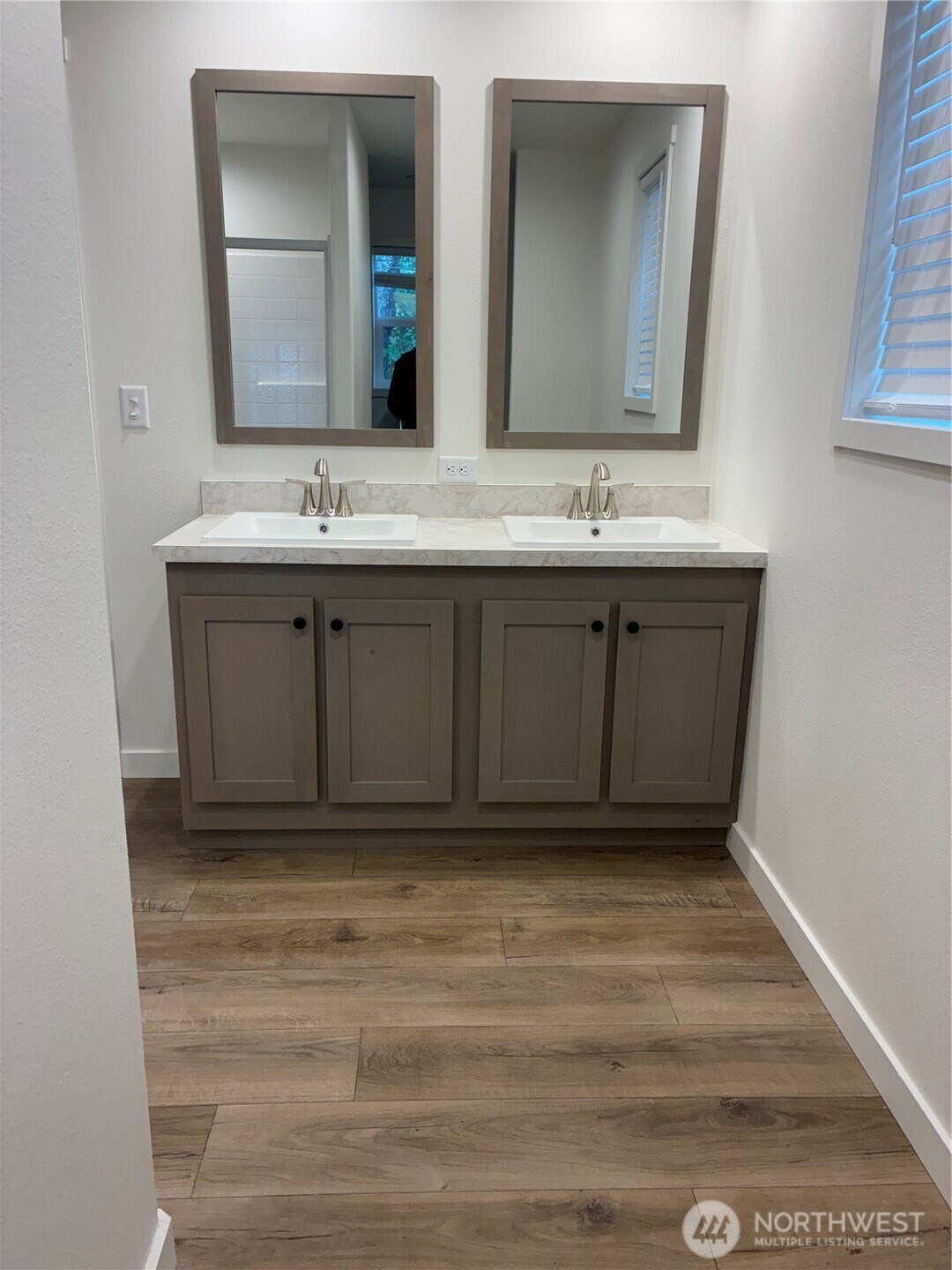 1004 Stella Road Property Photo 9