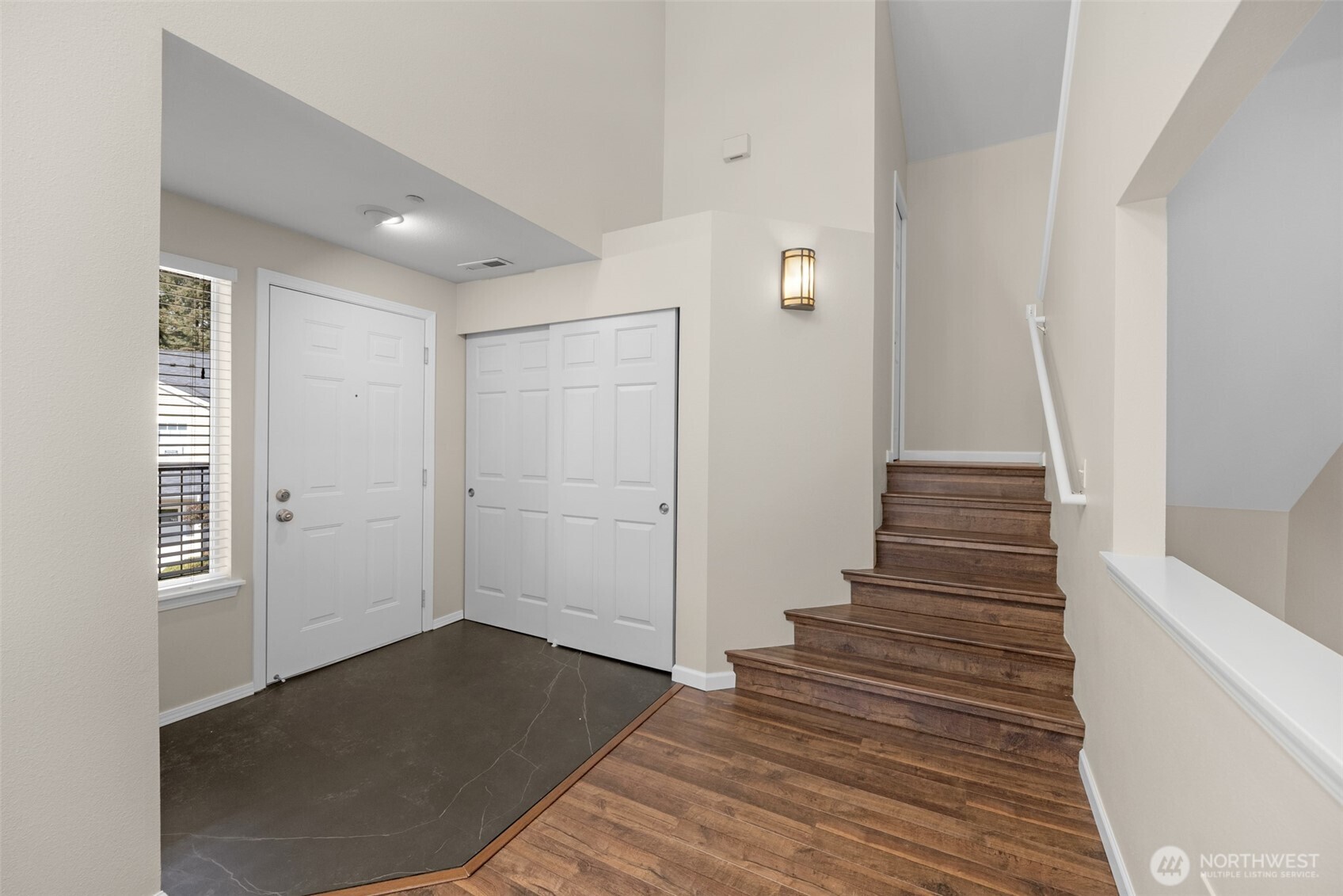 4714 Fairwood Boulevard 601 Property Photo 3
