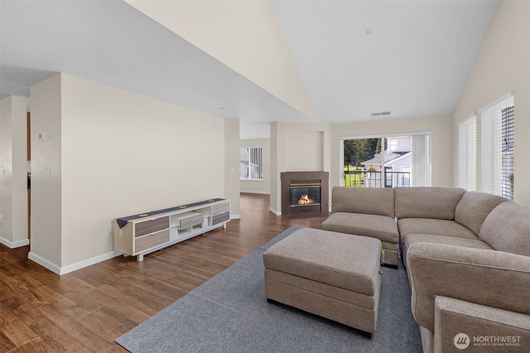 4714 Fairwood Boulevard 601 Property Photo 5
