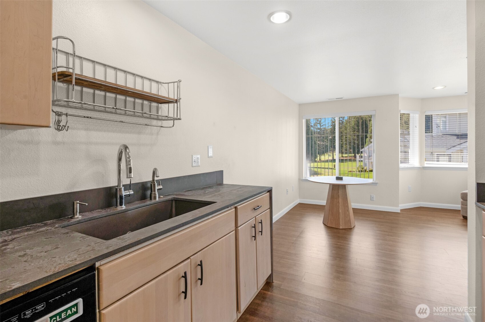 4714 Fairwood Boulevard 601 Property Photo 10