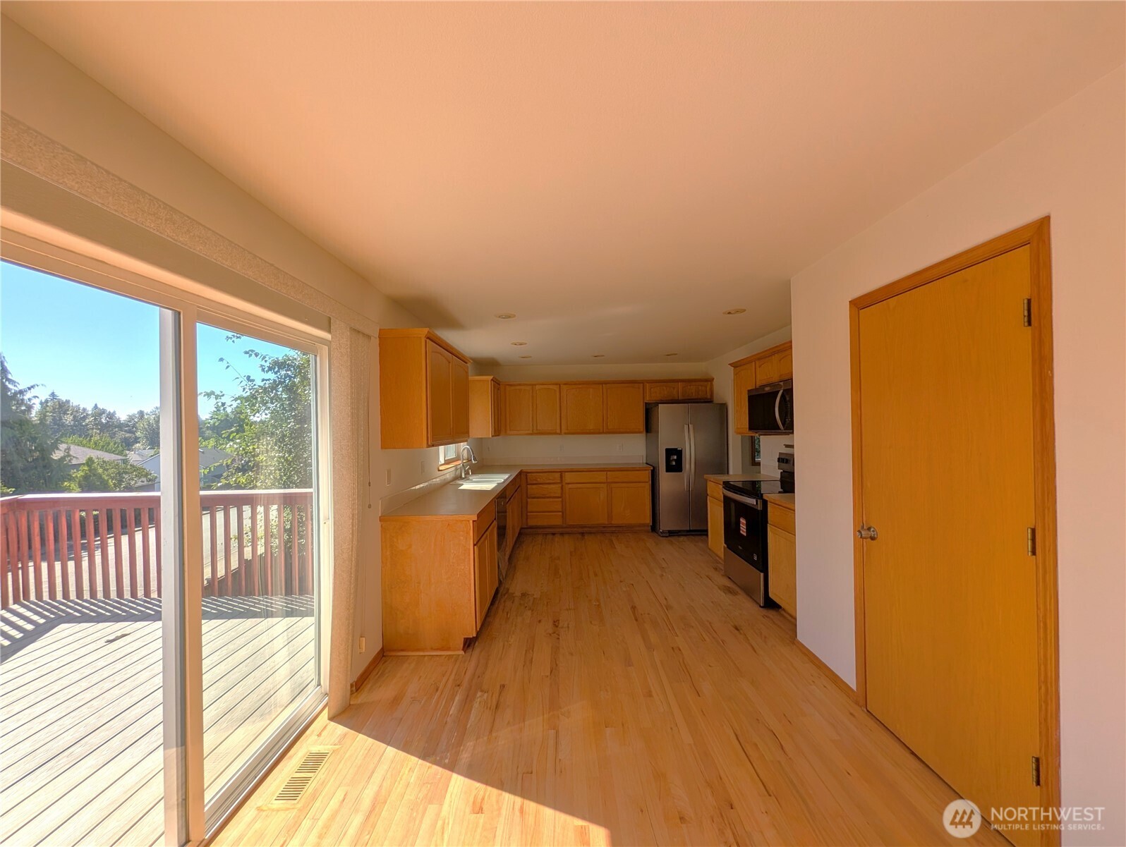 27721 145th Place Property Photo 6