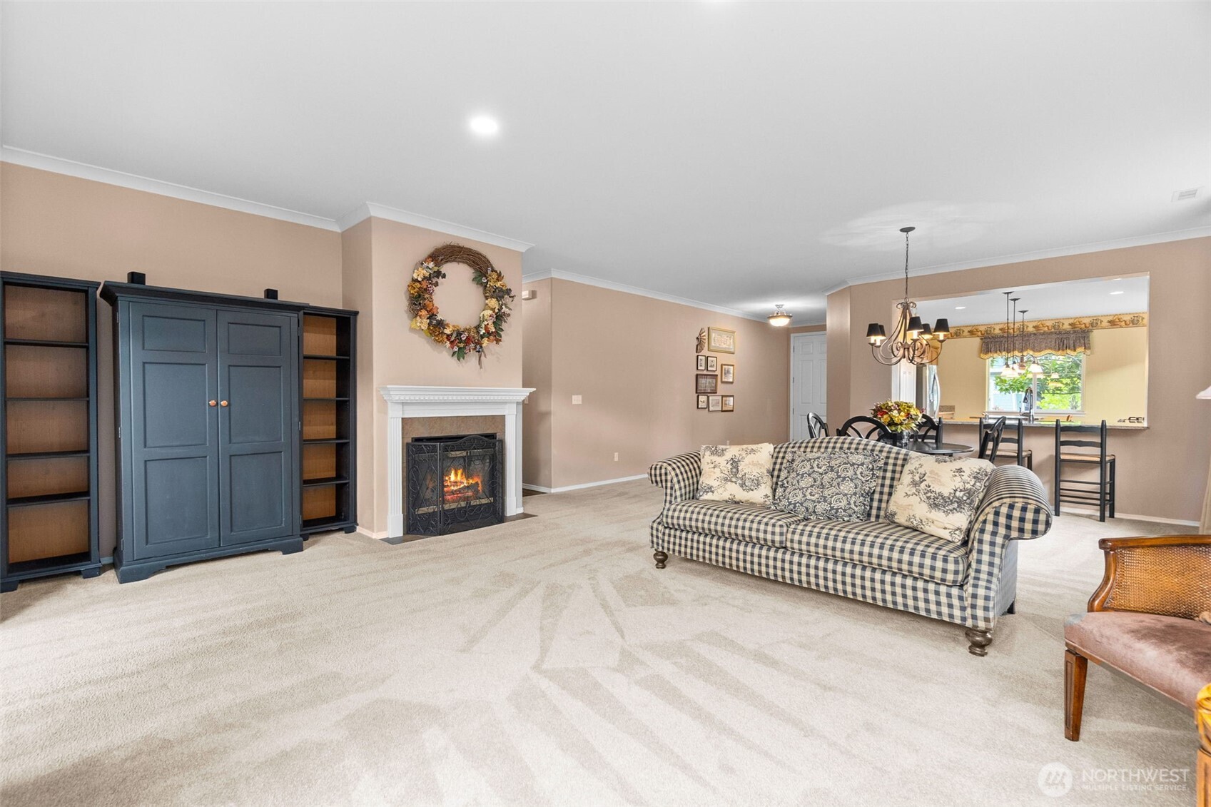 8654 Bainbridge Loop Property Photo 7
