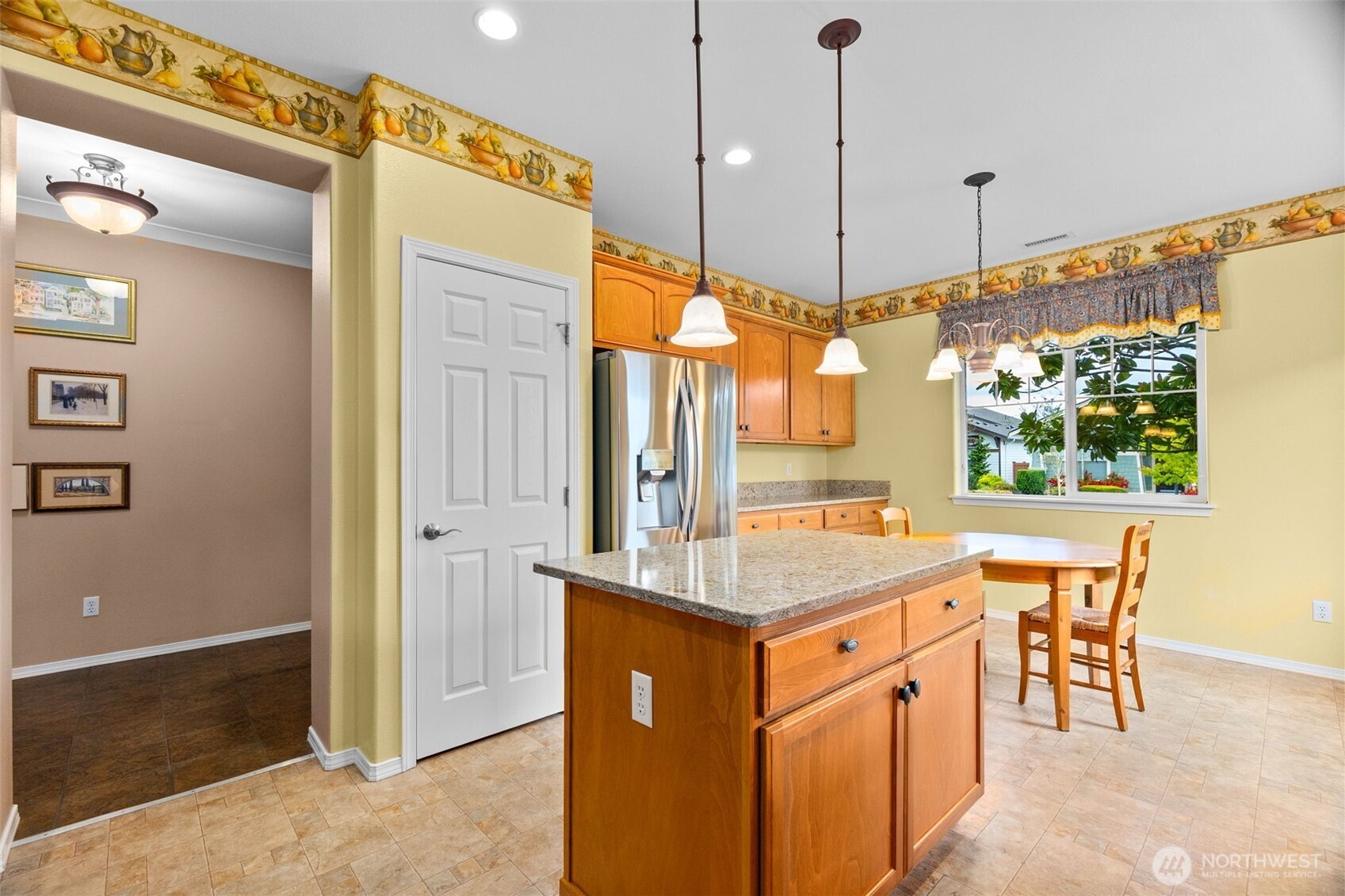 8654 Bainbridge Loop Property Photo 14
