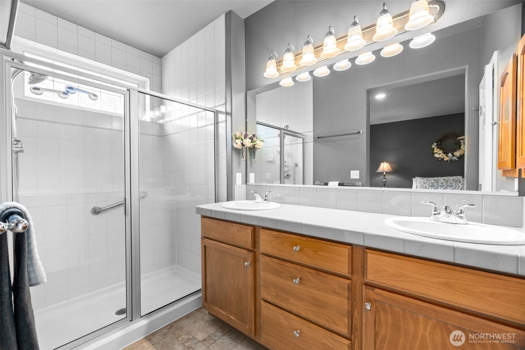 8654 Bainbridge Loop Property Photo 21