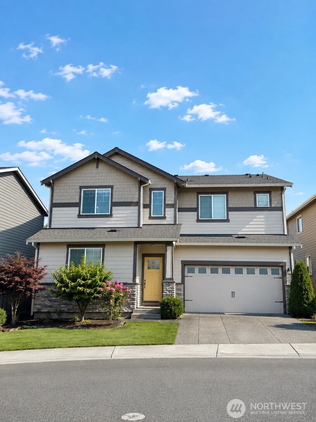 6633 S 298th Place Property Photo 4