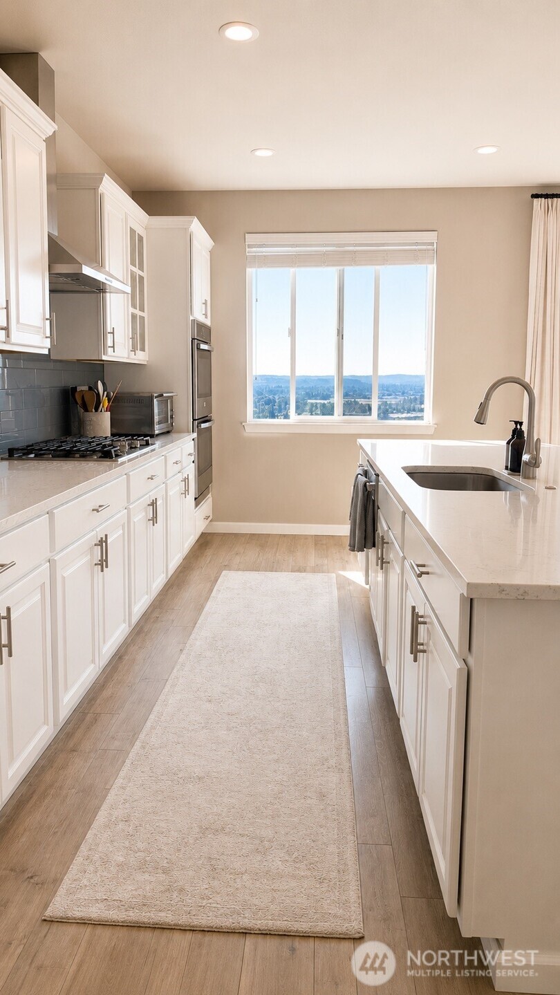 6633 S 298th Place Property Photo 10