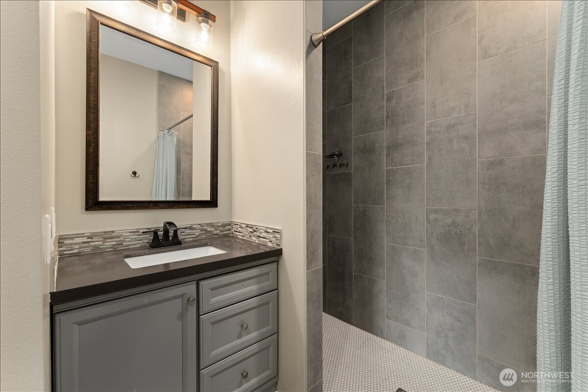 2259 Washington Street Property Photo 32