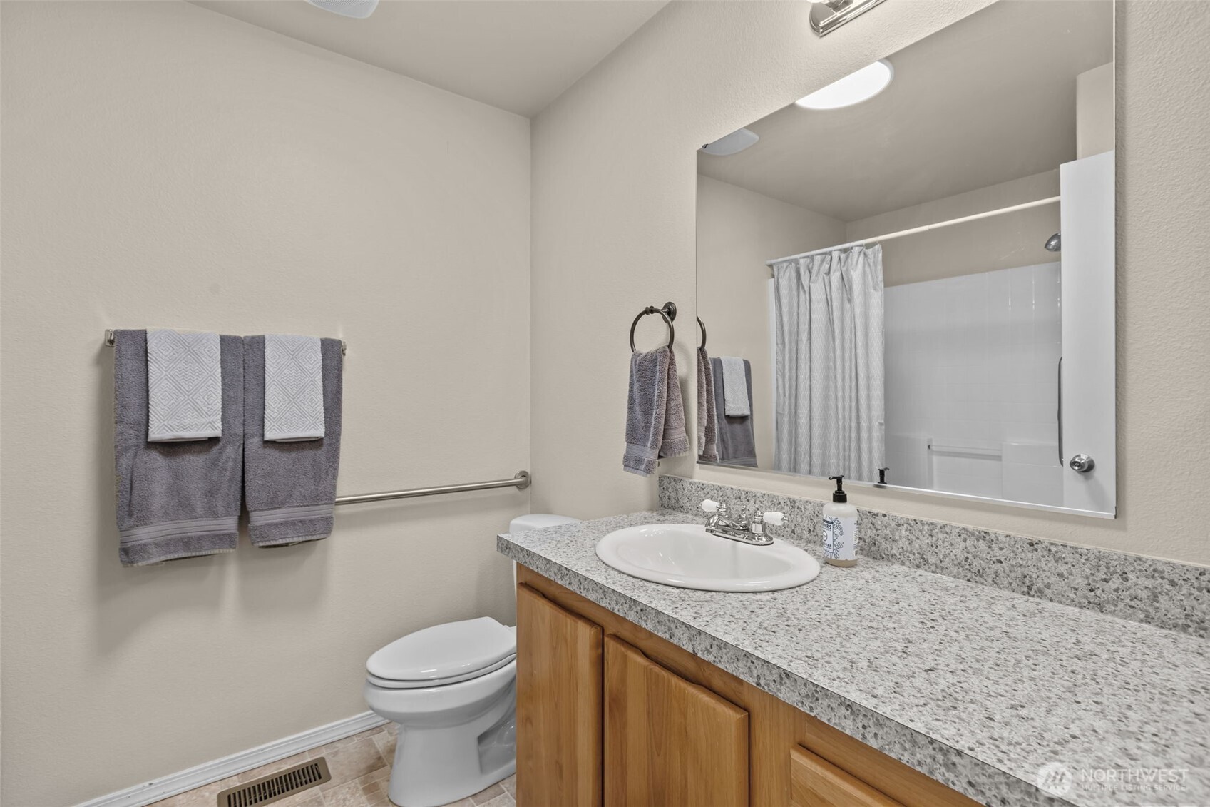 14322 Admiralty Way 12 Property Photo 13