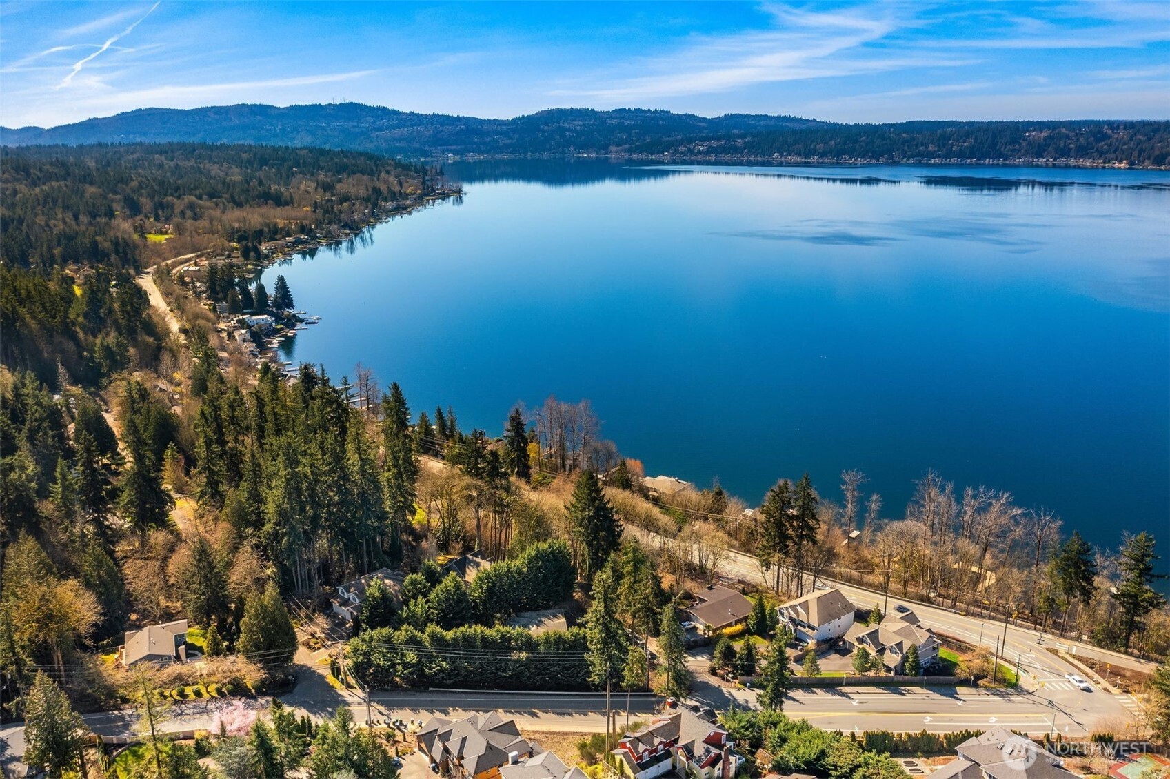 11 Xx E Lake Sammamish Parkway Property Photo 10