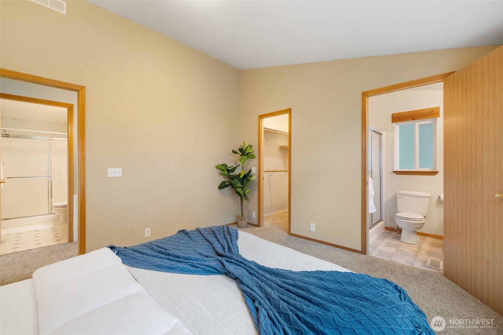 7021 Cliff Avenue Property Photo 17