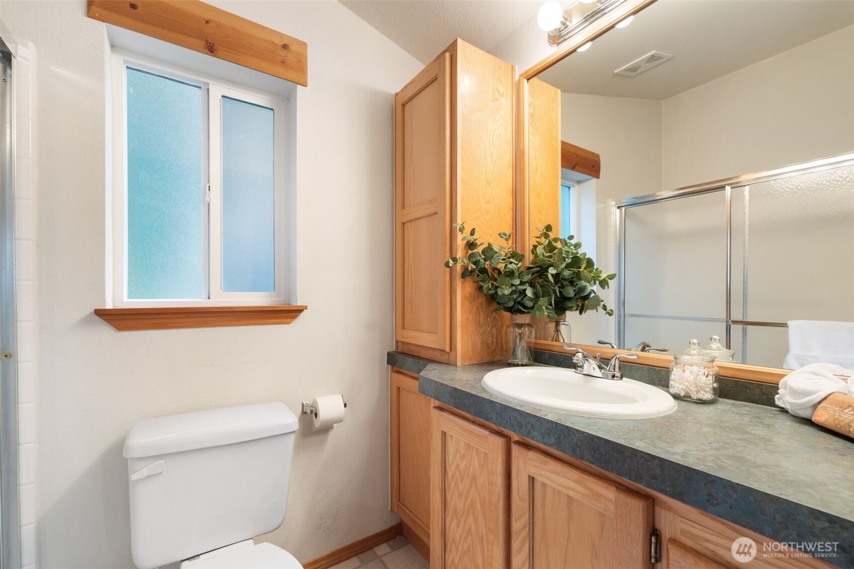 7021 Cliff Avenue Property Photo 18