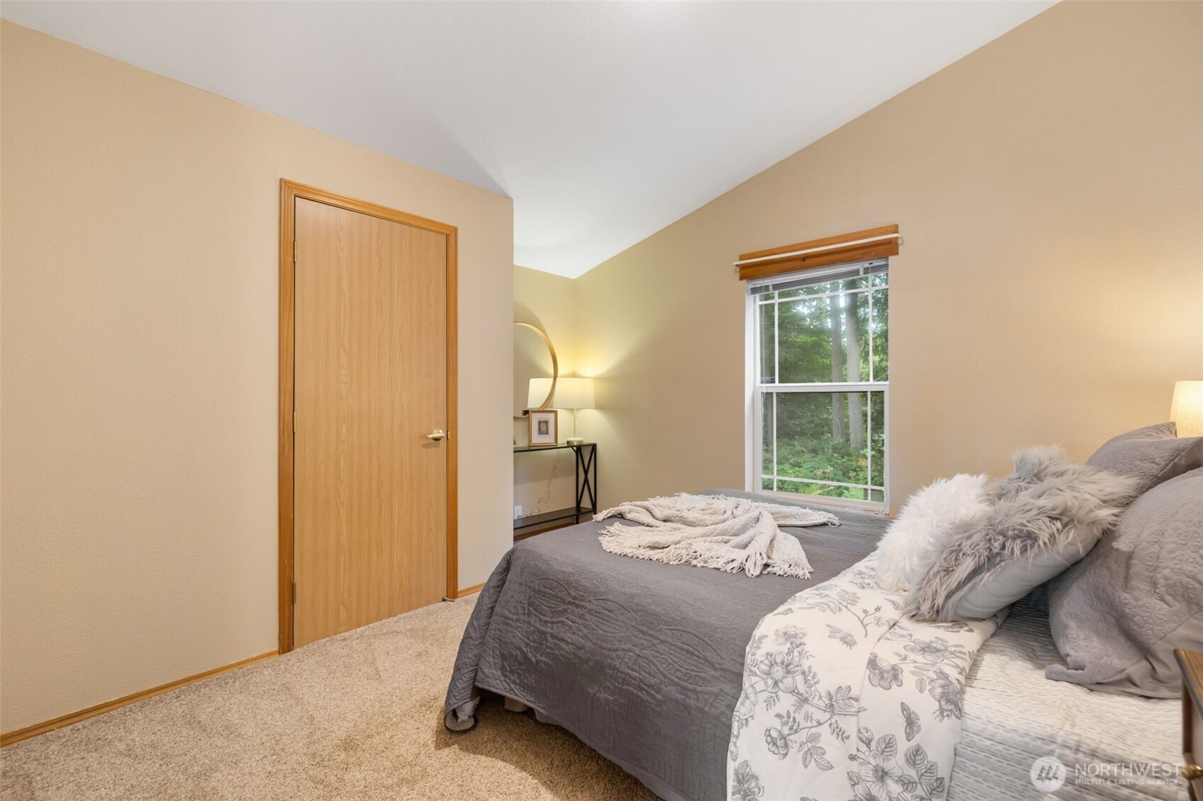 7021 Cliff Avenue Property Photo 19
