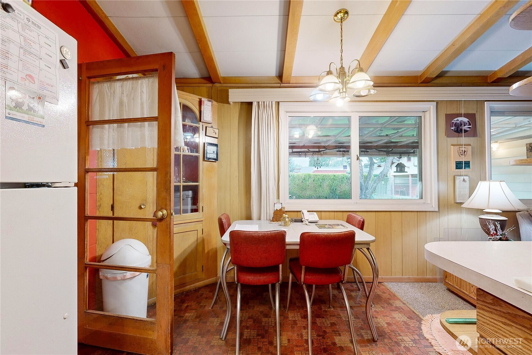1850 Delmont Street Property Photo 14