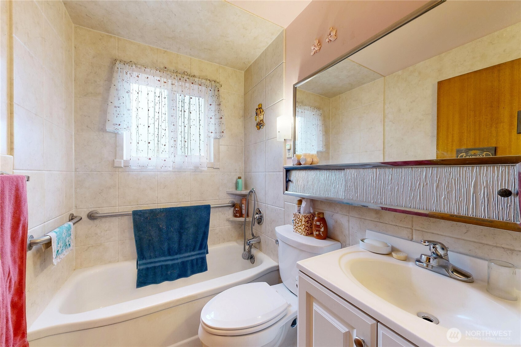 1850 Delmont Street Property Photo 22