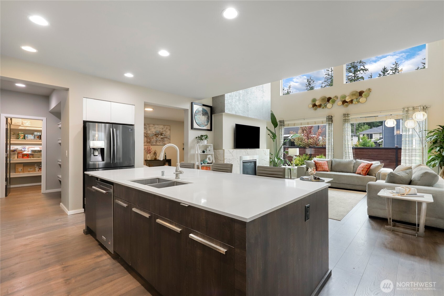 4610 Olivine Drive Property Photo 3