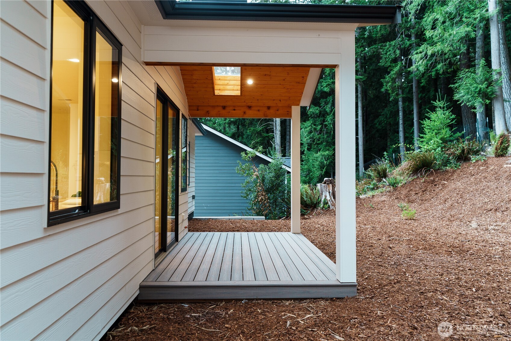 8 Shooting Star Court Property Photo 5