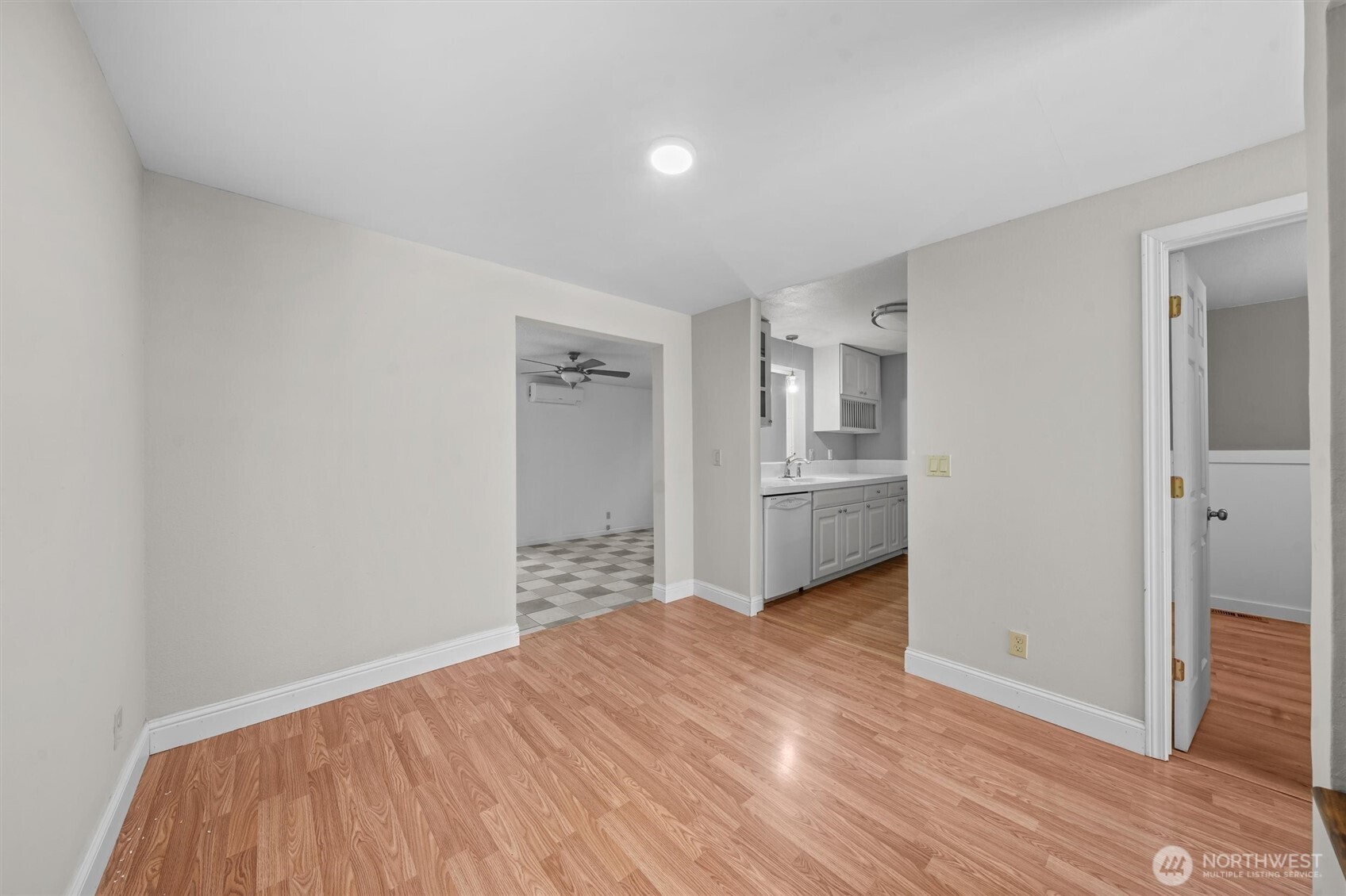 17303 Spanaway Loop Road 18 Property Photo 5
