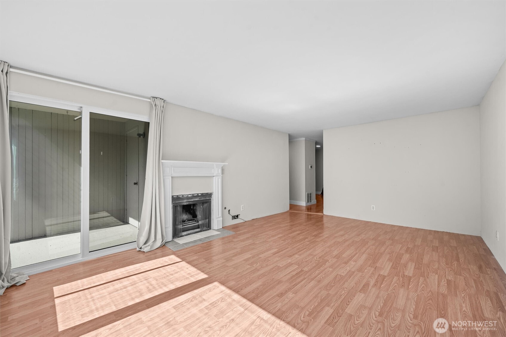 17303 Spanaway Loop Road 18 Property Photo 10