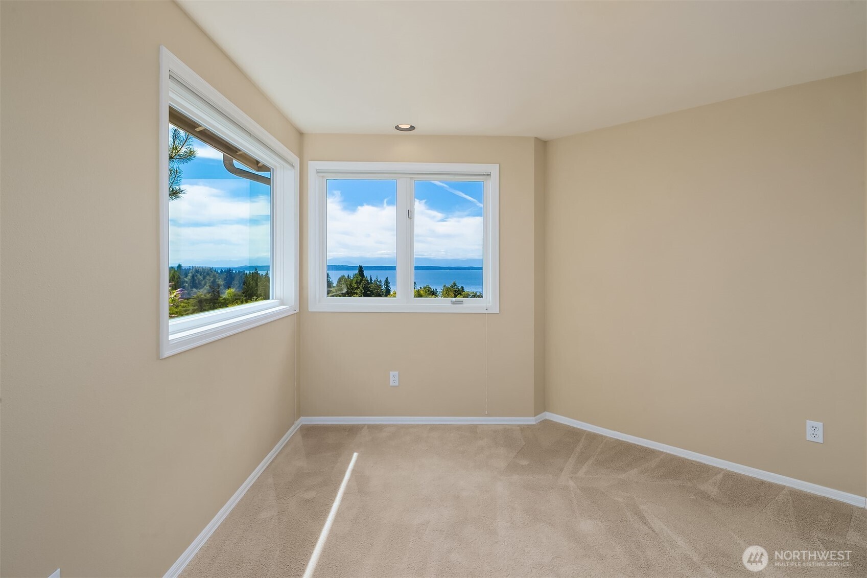 17020 74th Avenue Property Photo 29
