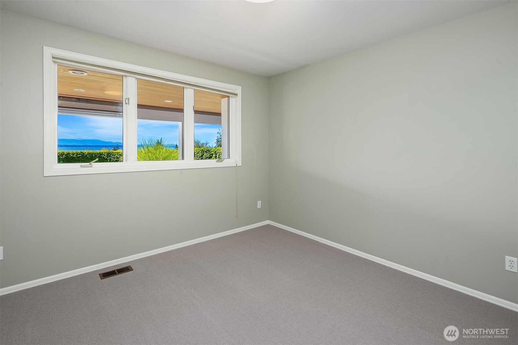 17020 74th Avenue Property Photo 35