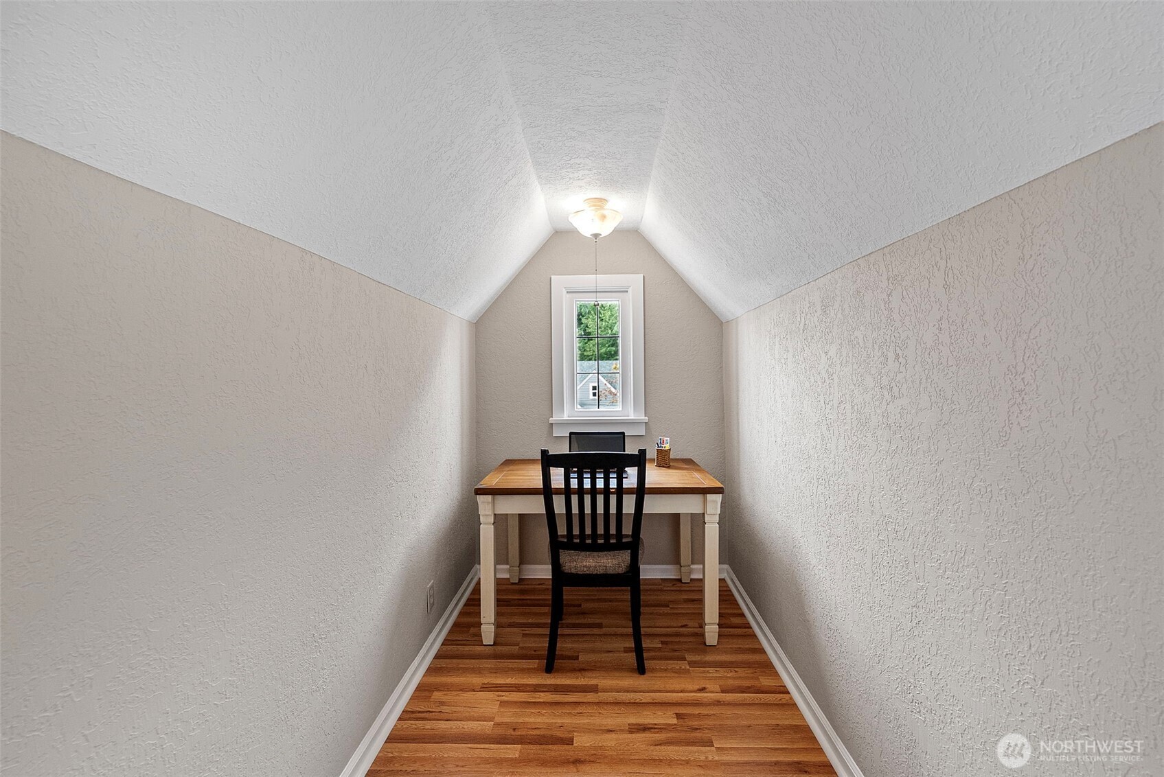 1008 High Avenue Property Photo 18