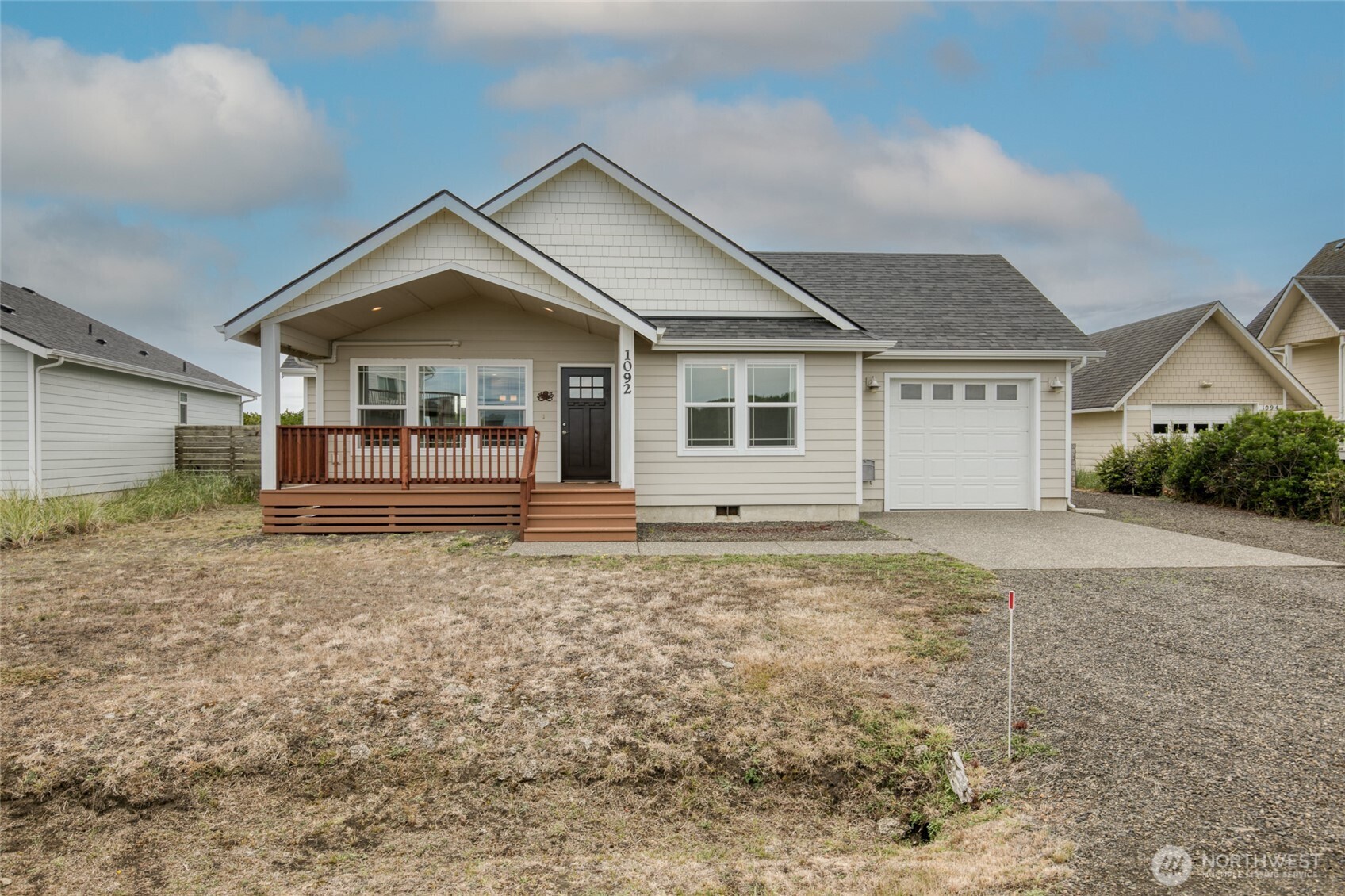 1092 Crestshire Loop Property Photo 1