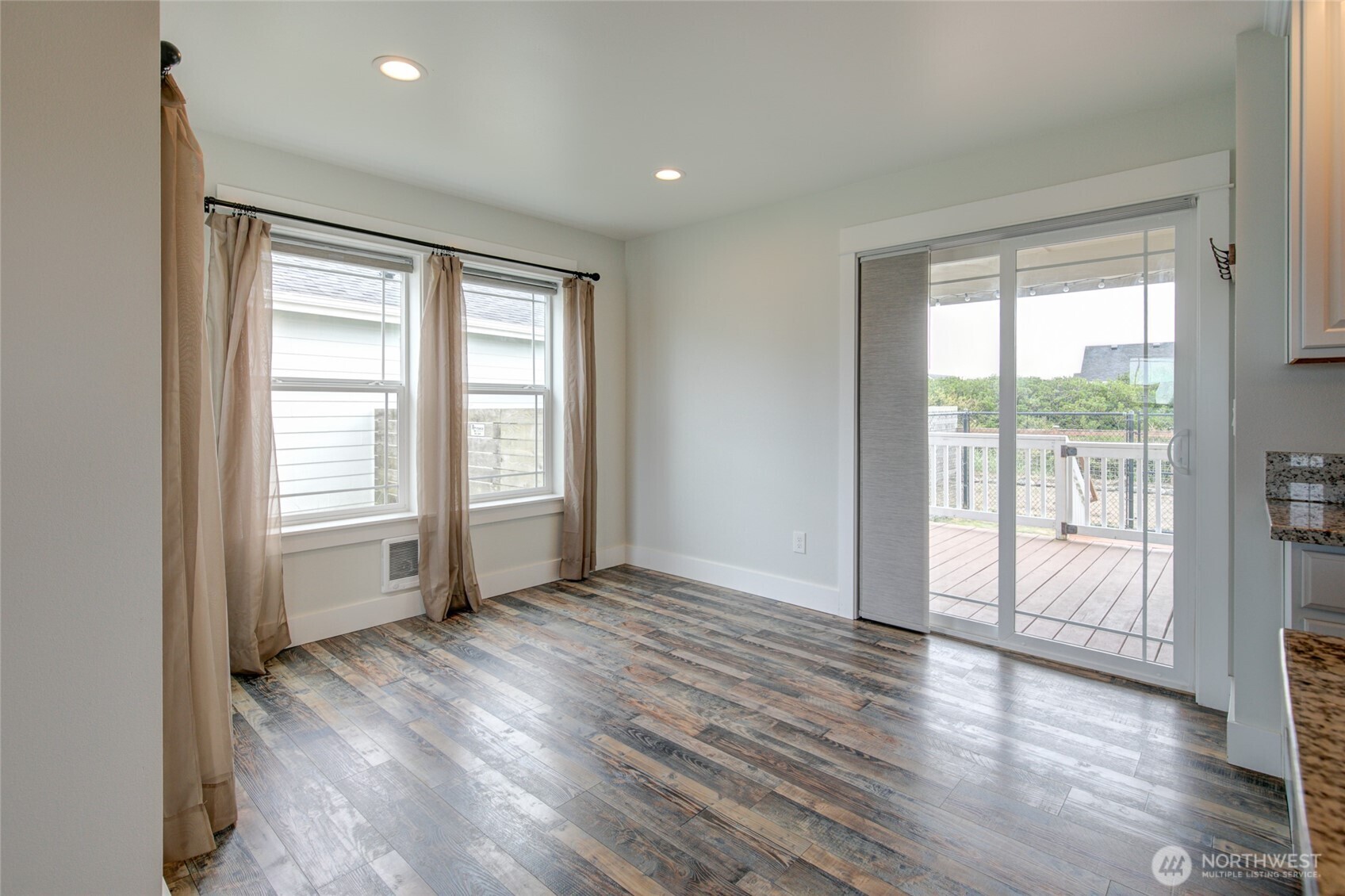 1092 Crestshire Loop Property Photo 10