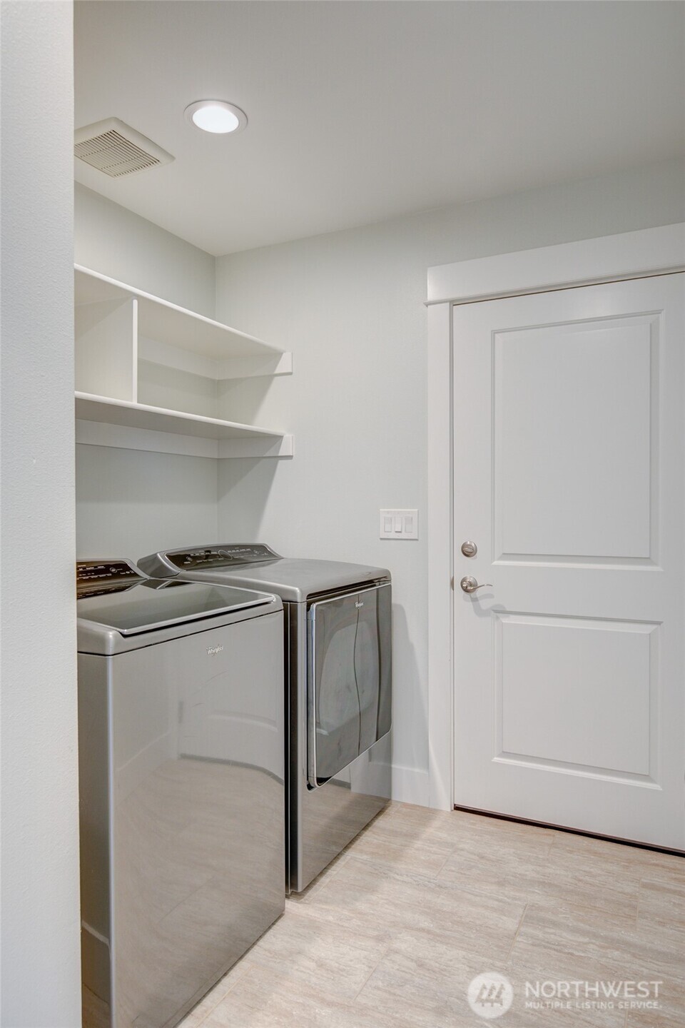 1092 Crestshire Loop Property Photo 20