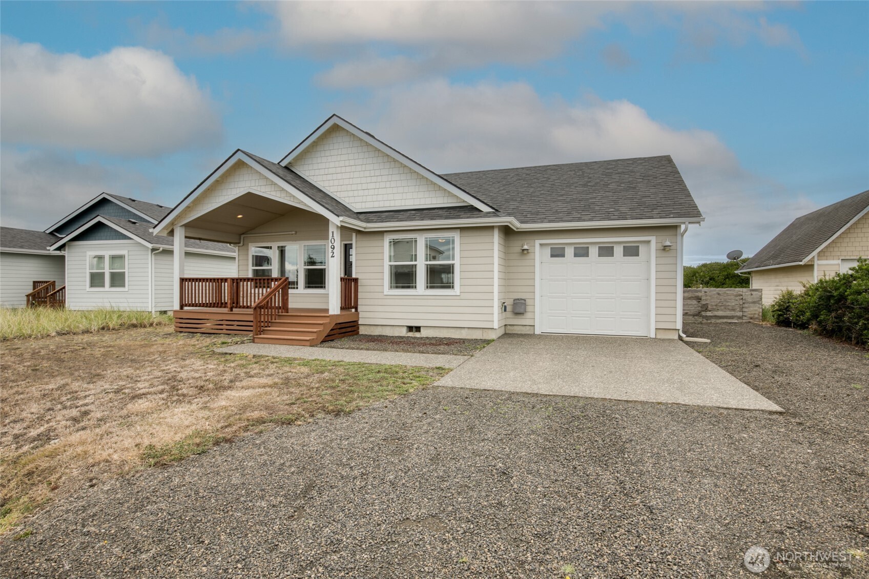 1092 Crestshire Loop Property Photo 23