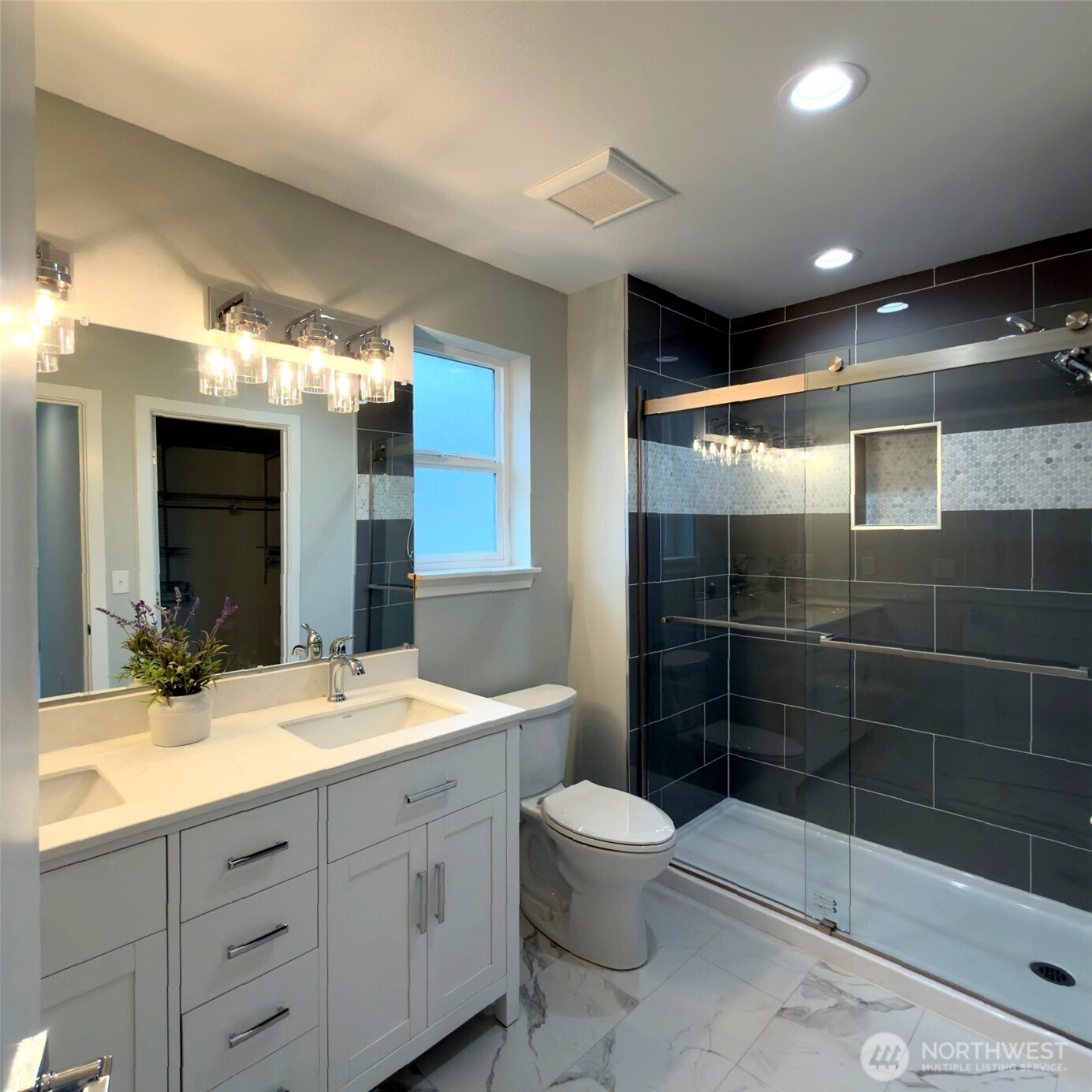 648 B Sw 139th Street Property Photo 12