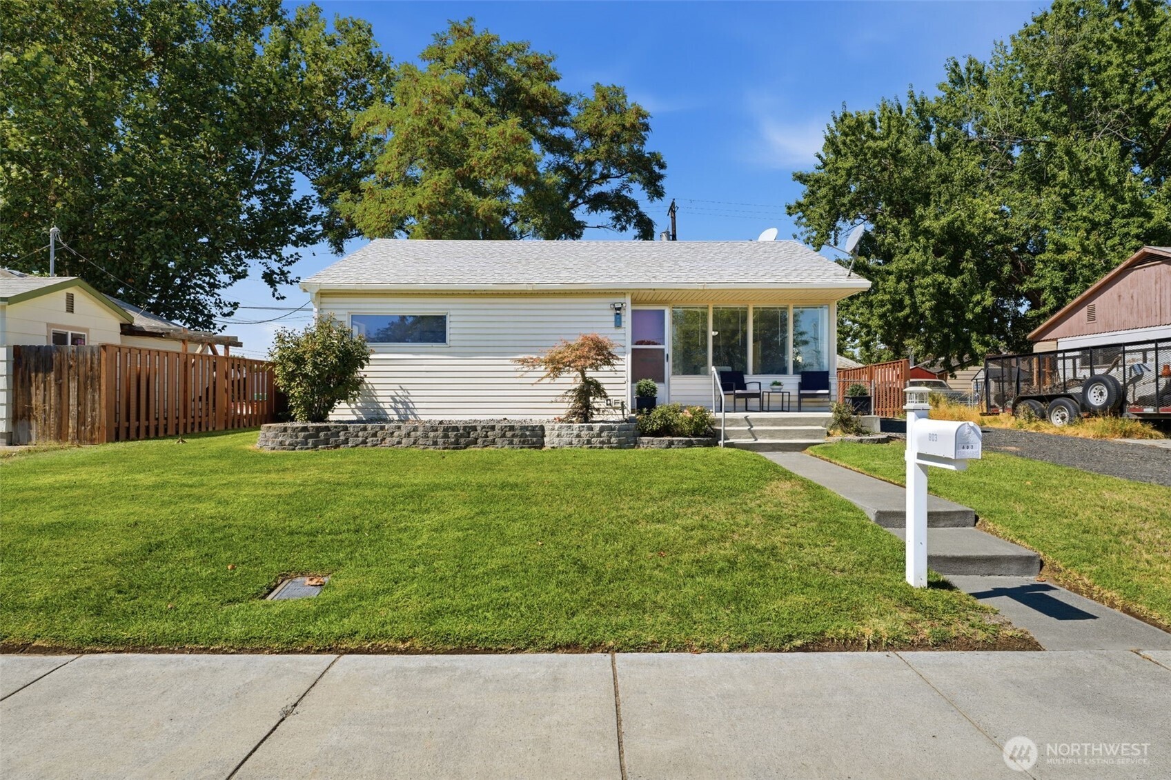 803 Smith Avenue Property Photo 2