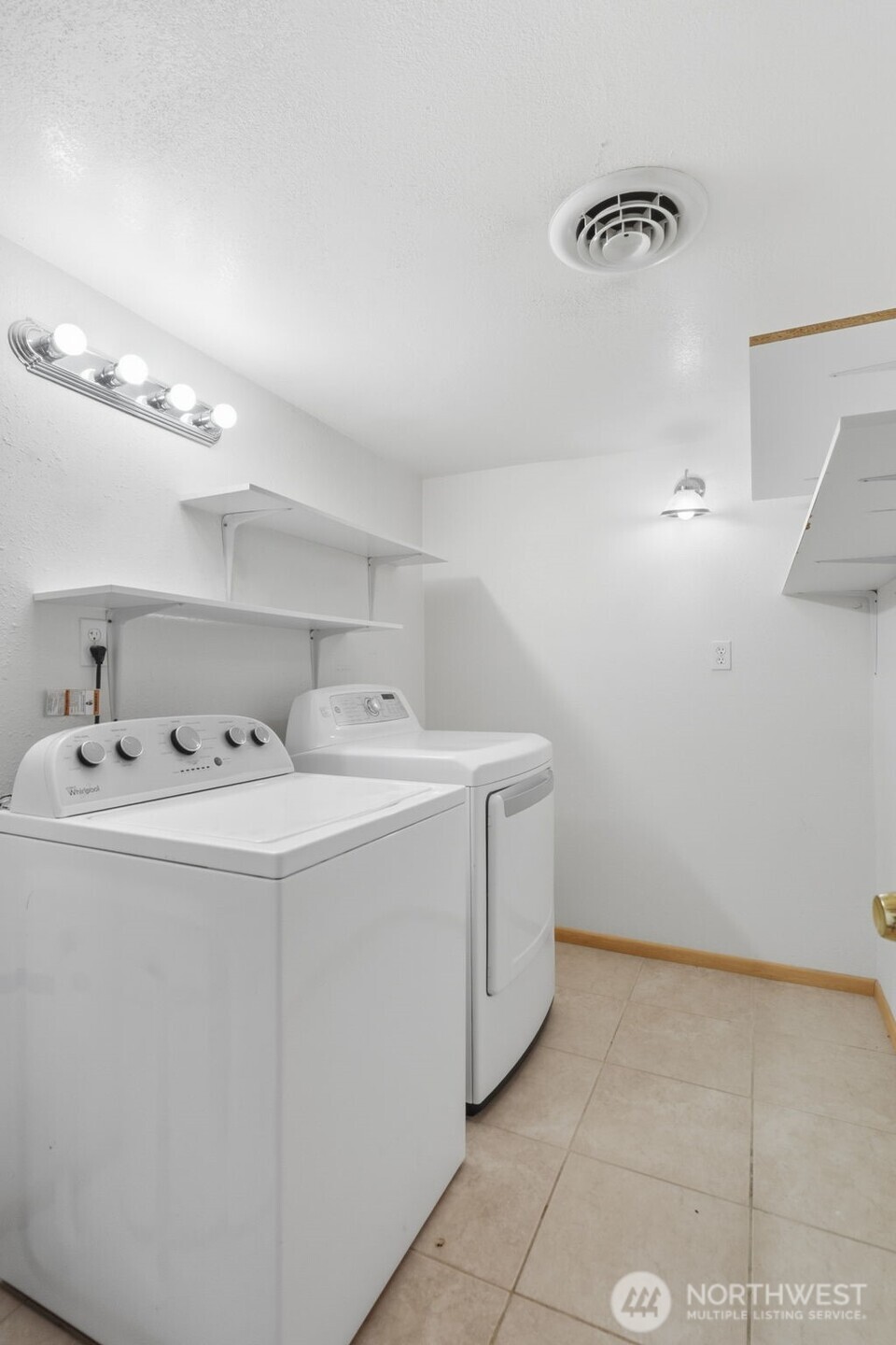 803 Smith Avenue Property Photo 17