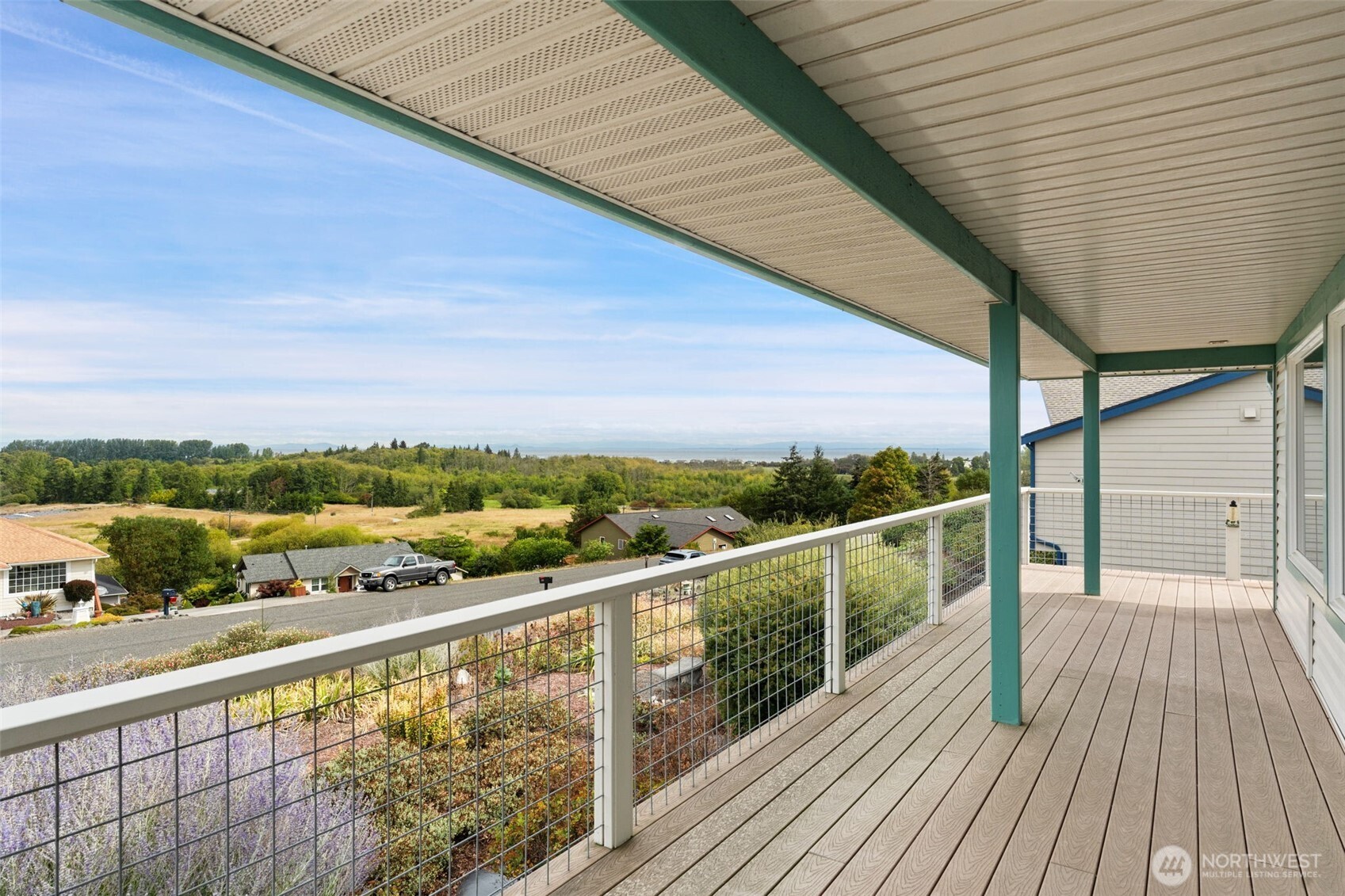 220 Moonlight Drive Property Photo 9