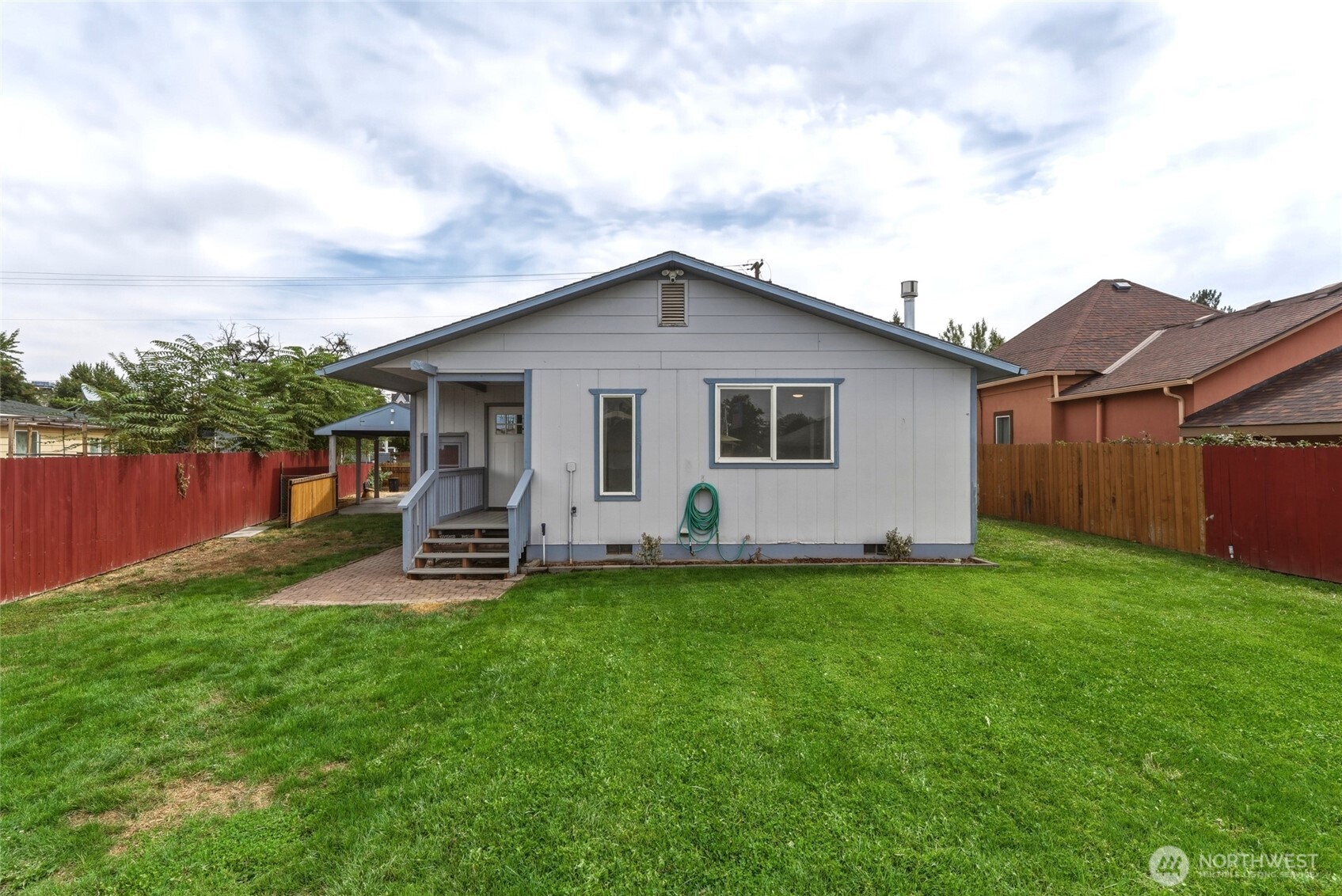 408 S 8th Avenue Property Photo 19