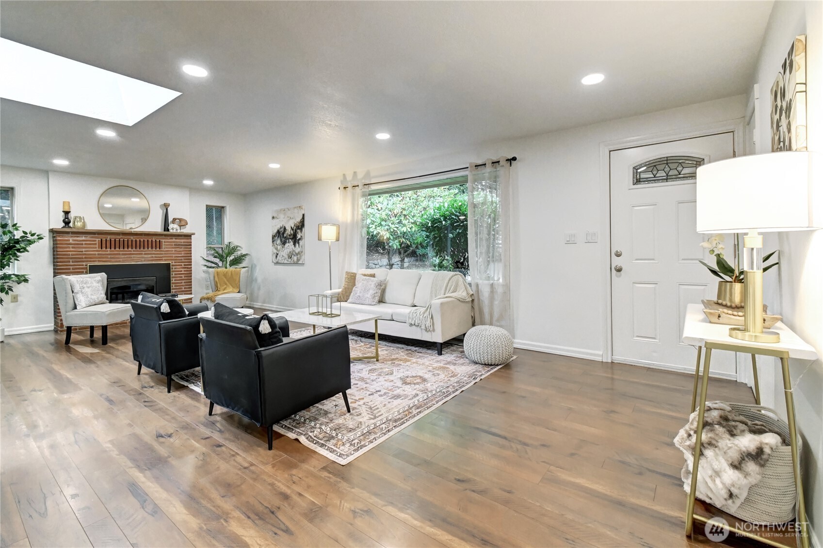 8106 228th Street Property Photo 3