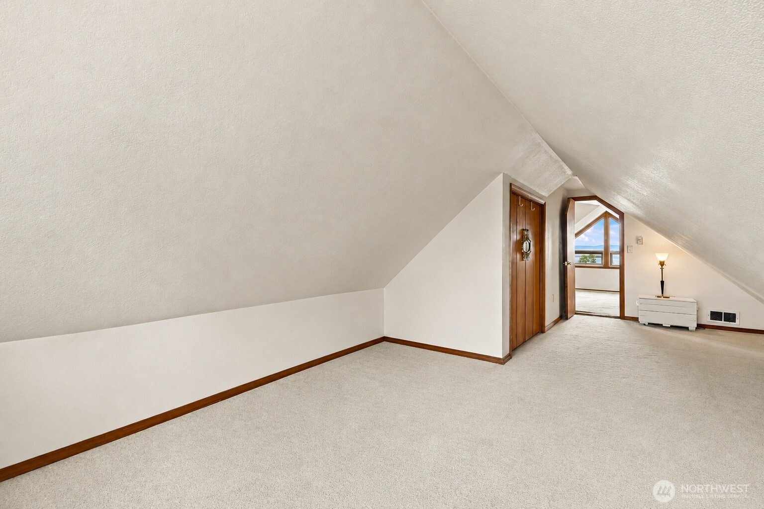 202 Alverson Boulevard Property Photo 23