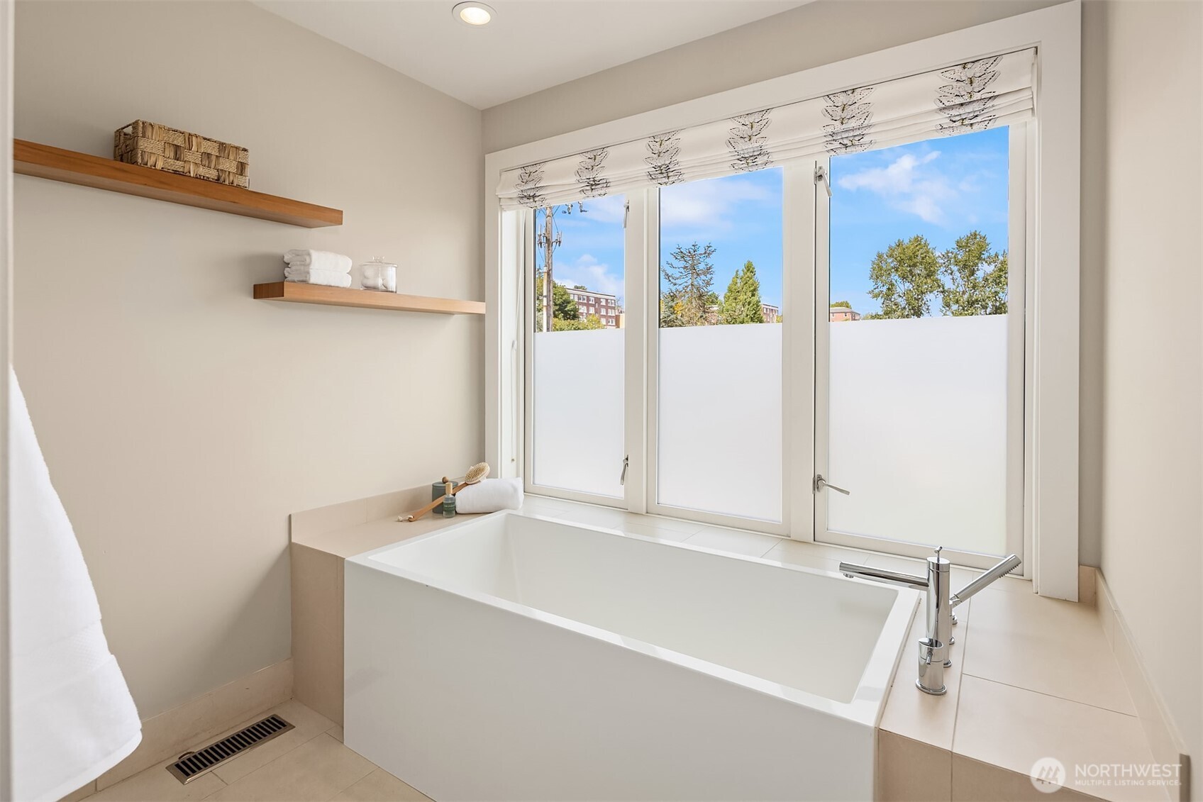 1622 5th Avenue Property Photo 15